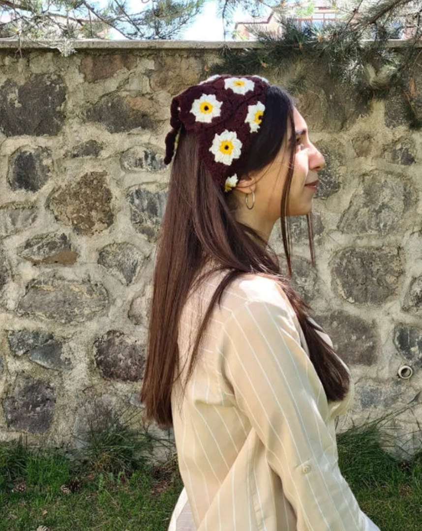 Daisy Crochet Bandana
